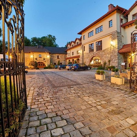 Hotel Folwark Stara Winiarnia Mszana Dolna Esterno foto